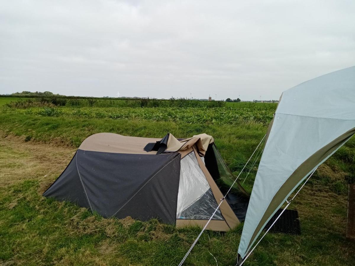 Basic 2P Tent Sotterum Hotell Kornwerd Exteriör bild